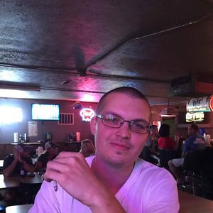 Meet your Posher, Logan